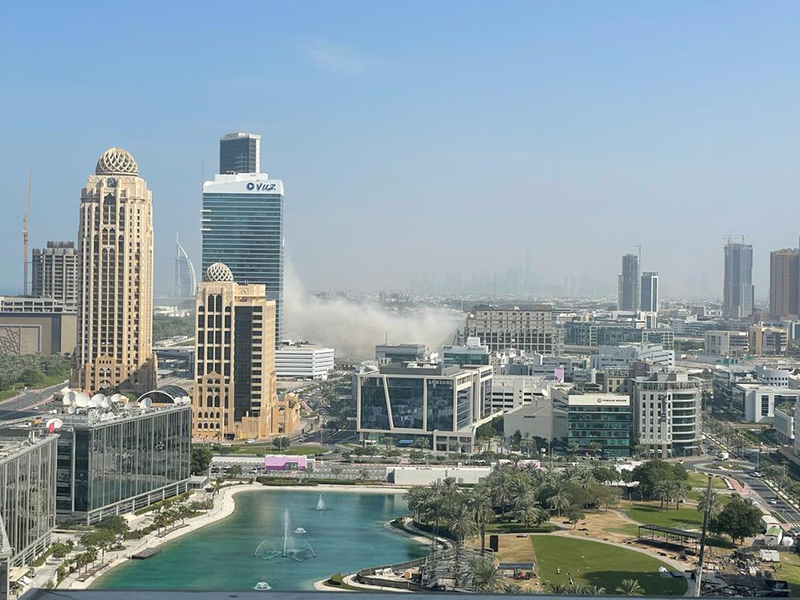 Жители ошибочно приняли снос Dubai Pearl за землетрясение