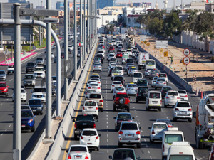 Стандарты безопасности вождения ОАЭ улучшат с новыми штрафами