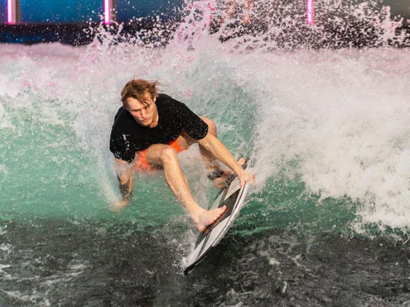 К 2025 году в Дубае появится первое крытое место для серфинга