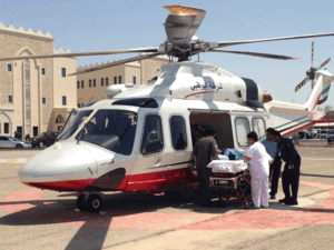 Моряка из Польши доставили в госпиталь Дубая на вертолете