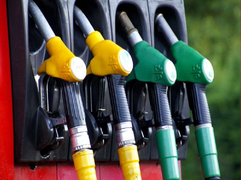 Тенденции цен на топливо в ОАЭ: комплексный обзор на 2023 год