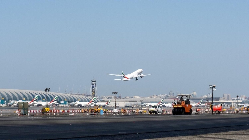Ремонт взлетно-посадочной полосы в Дубае обещают завершить через 12 дней