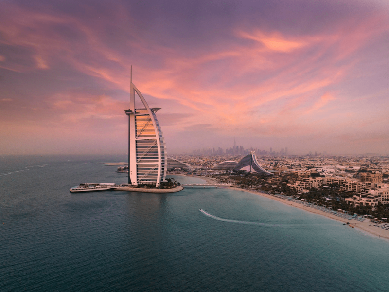 Туристический бум в Дубае: рекордные 17 миллионов посетителей в 2023 году