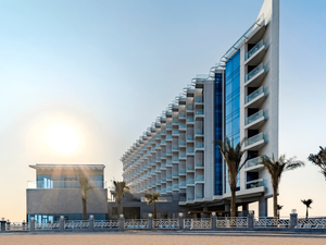 На островах Дубая открывается новый отель с искусственным интеллектом