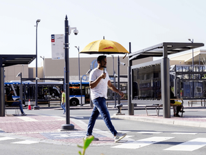 Дубай вводит бесплатный зонтик для пассажиров