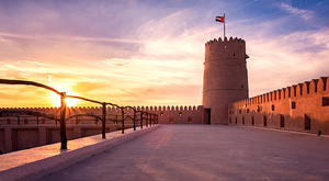 Познакомьтесь с аутентичной арабской культурой в форте Аль-Дафра в Дубае