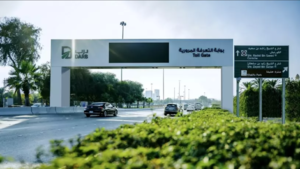 Путеводитель по бесплатной парковке и времени платных дорог в Абу-Даби, Дубае и Шардже