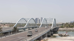 Мост Аль-Макта в Абу-Даби частично закрыт для движения с сегодняшнего дня