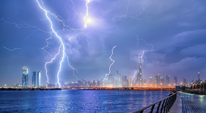 В ОАЭ ожидается неспокойная погода: прогнозируются дожди и грозы