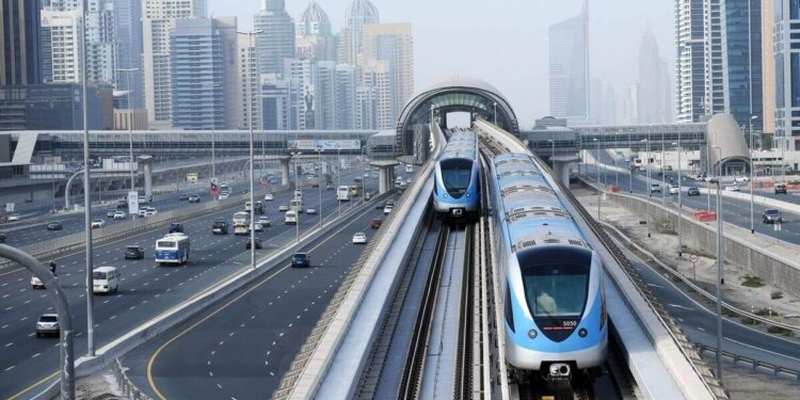 Максимизируйте свою экономию на общественном транспорте Дубая: подробное руководство