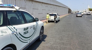 Водительские права в Дубае: новых водителей научат сообщать об авариях через приложение