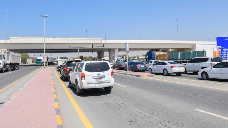 Штраф до 10 000 дирхамов: власти ОАЭ раскрыли почти 2 000 дел о незаконной работе такси